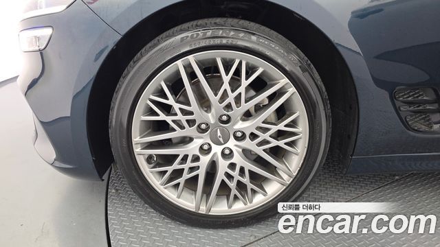 Genesis G70 Новый Gasoline 2.0T 2WD - фото 4