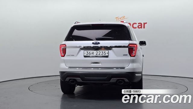 Ford Explorer 2.3 Limited 4WD 5th - фото 3
