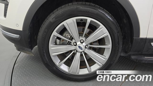 Ford Explorer 2.3 Limited 4WD 5th - фото 4