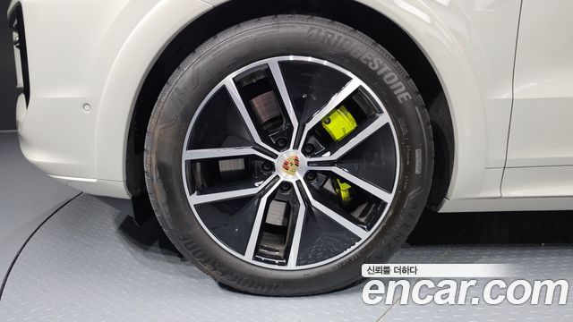 Porsche Cayenne PO536 3.0 S E-Hybrid - фото 4