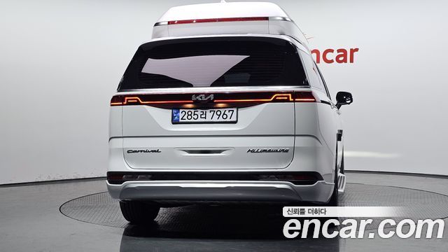 Kia Carnival 4-го поколения 9-Seater Hi-Limousine Signature - фото 3