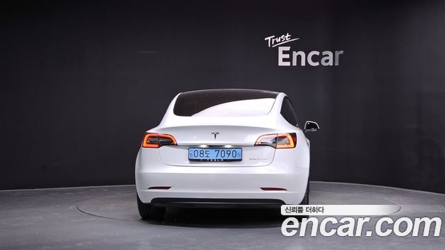 Tesla Model 3 Long Range AWD - фото 2