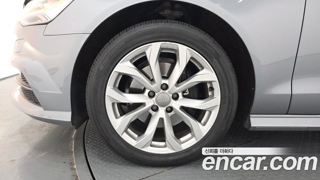 Audi A6 35 TDI C7 - фото 3