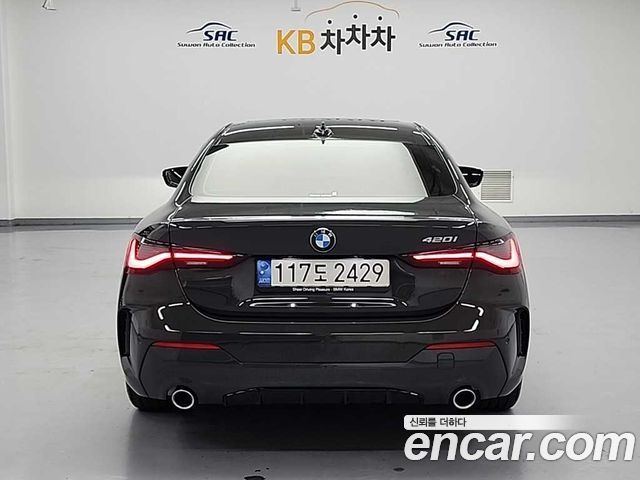 BMW 4-Series G22 420i M Sport Coupe - фото 2