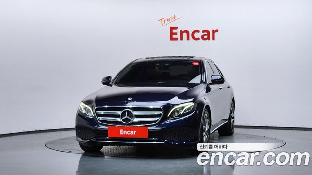 Mercedes-Benz E-Class W213 E300 4MATIC Avnatgarde - фото 2