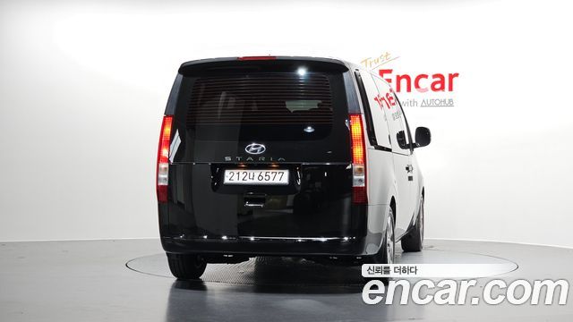 Hyundai Staria Tourer 9-Seater Modern - фото 2