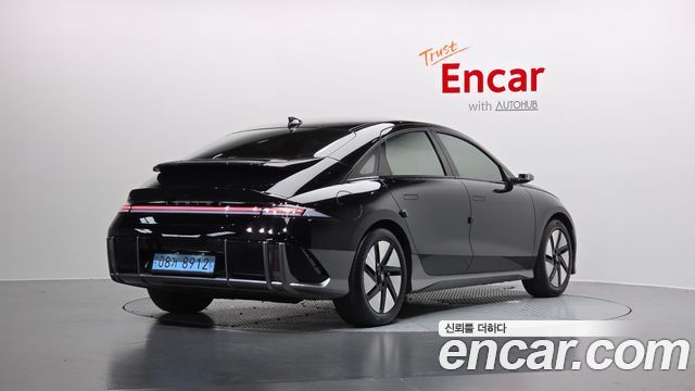 Hyundai Ioniq6 Long Range Prestige - фото 0