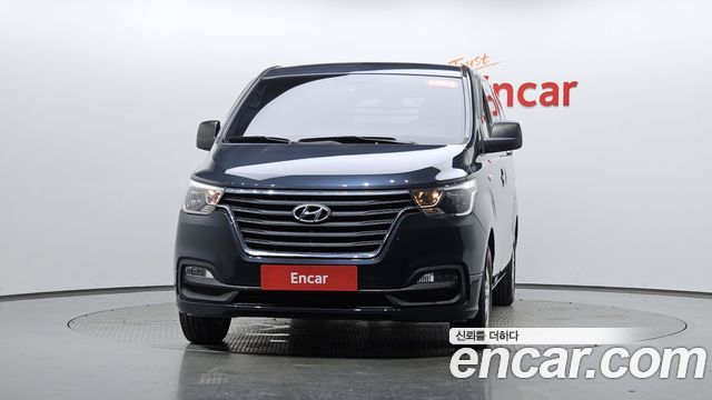Hyundai Starex Новый Van 5-Seater Modern - фото 1