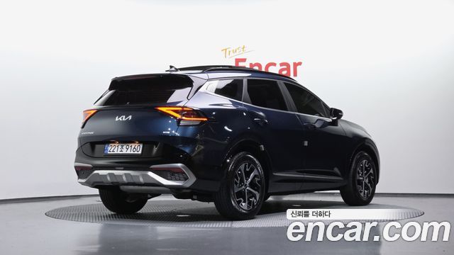Kia Sportage 5-го поколения, гибрид Signature 2WD - фото 1