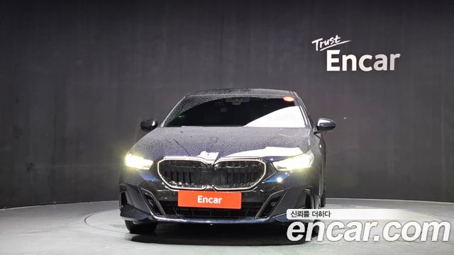 BMW 5-Series G60 520i M Sport - фото 2