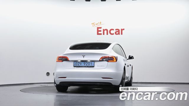 Tesla Model 3 Long Range AWD - фото 3