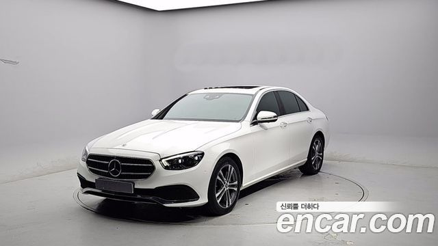 Mercedes-Benz E-Class W213 E350 4MATIC Avantgarde - фото 0