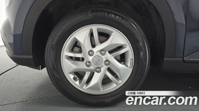 Hyundai Venue 1,6 Premium - фото 3
