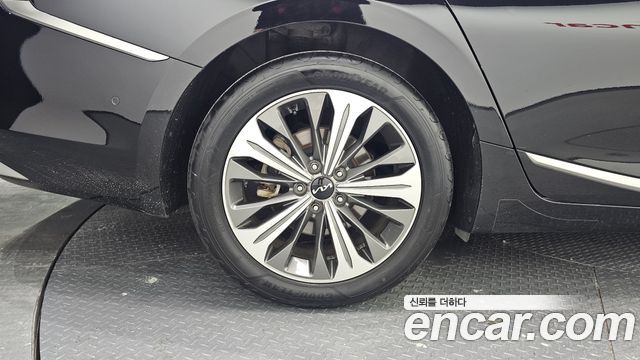 Kia K8 гибрид Noblesse - фото 3
