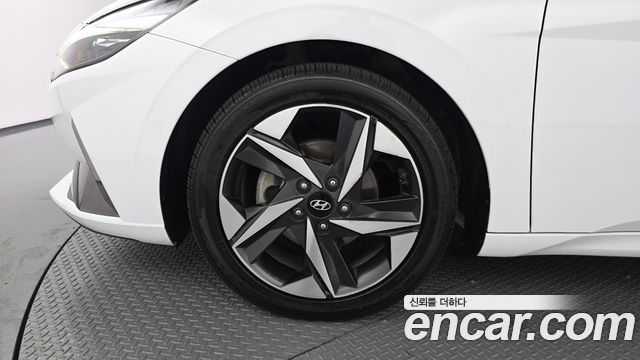 Hyundai Avante CN7 1.6 Inspiration - фото 4