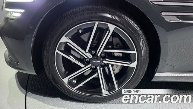 Genesis G80 RG3 Gasoline 2.5 Turbo AWD - фото 4