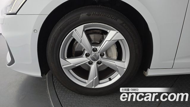 Audi A6 C8 40 TDI - фото 4