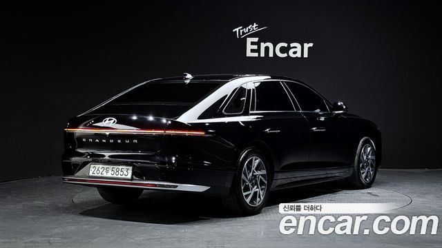 Hyundai Grandeur GN7, гибрид Premium - фото 0