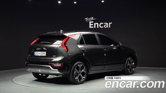 Kia Niro Совершенно новый Signature - фото 1