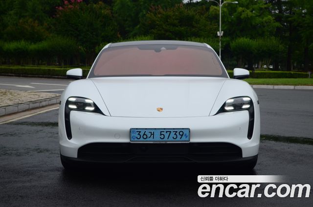 Porsche Taycan 4S - фото 2