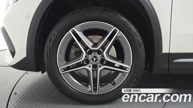 Mercedes-Benz GLA-Class H247 GLA250 4MATIC - фото 3
