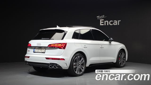Audi SQ5 FY 3.0 TFSI Quattro - фото 1