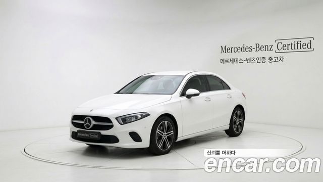 Mercedes-Benz A-Class W177 A220 Sedan - фото 0