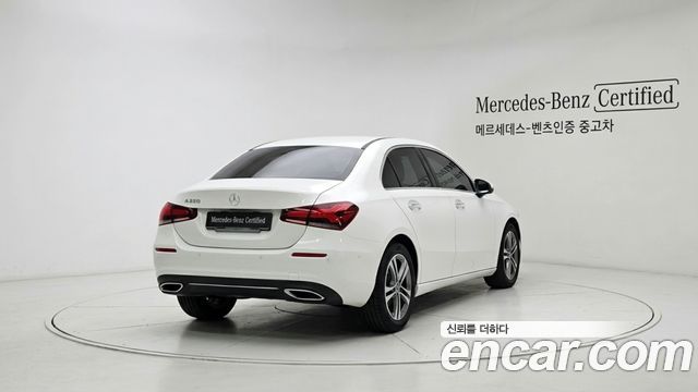 Mercedes-Benz A-Class W177 A220 Sedan - фото 1