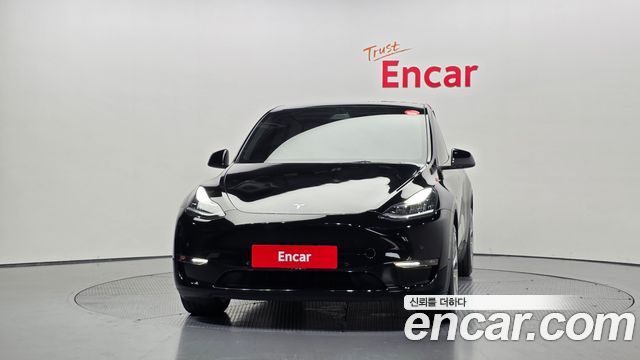 Tesla Model Y Long Range AWD - фото 2