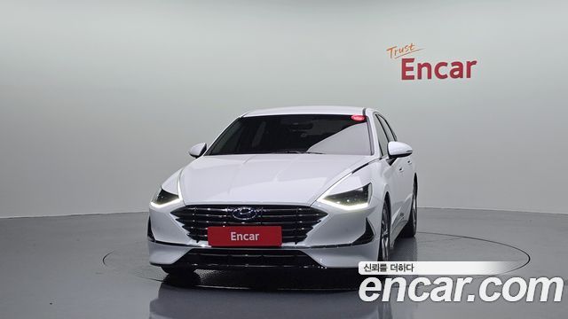 Hyundai Sonata DN8 2.0 Premium Family - фото 2