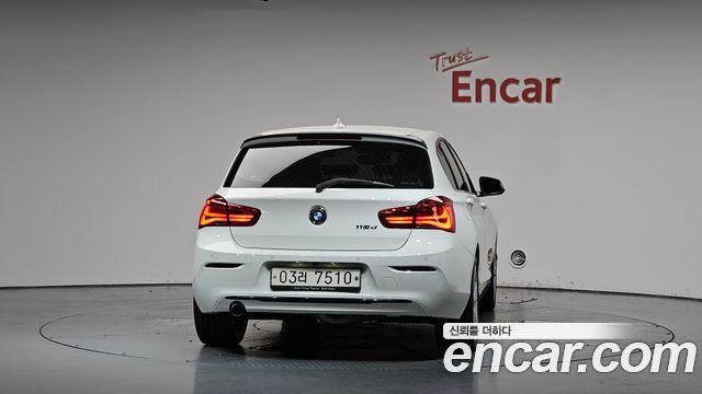 BMW 1-Series F20 118d Sport Special Edition 5Door - фото 2