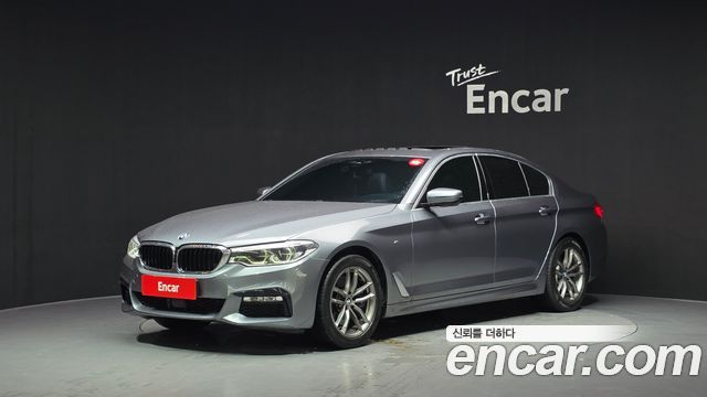 BMW 5-Series G30 530i xDrive M Sport Package - фото 0