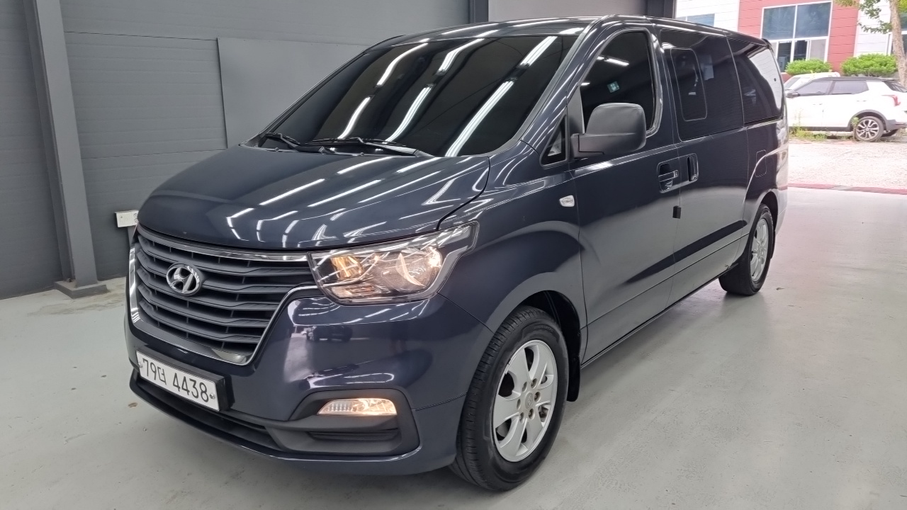 Hyundai Starex Новый 12-Seater LPi Smart - фото 0