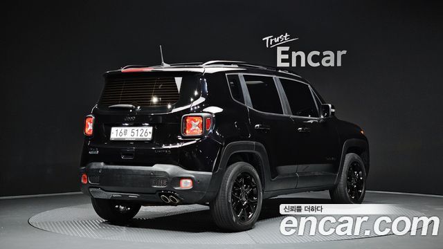 Jeep Renegade 2.0 Diesel Limited AWD - фото 1