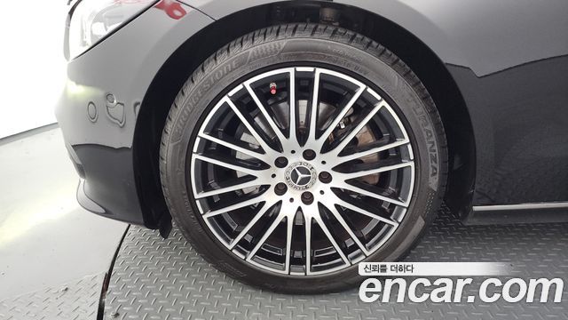 Mercedes-Benz C-Class W206 C300 4MATIC Avantgarde - фото 4