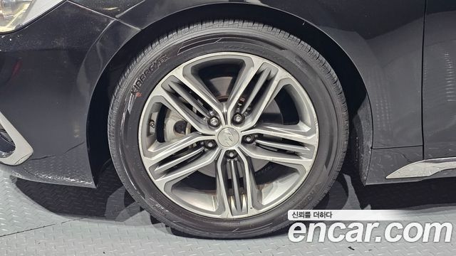 Hyundai Grandeur IG 3.0 LPi Modern (Rental Car) - фото 4