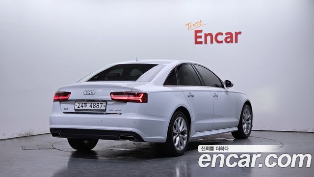 Audi A6 40 TFSI C7 - фото 1