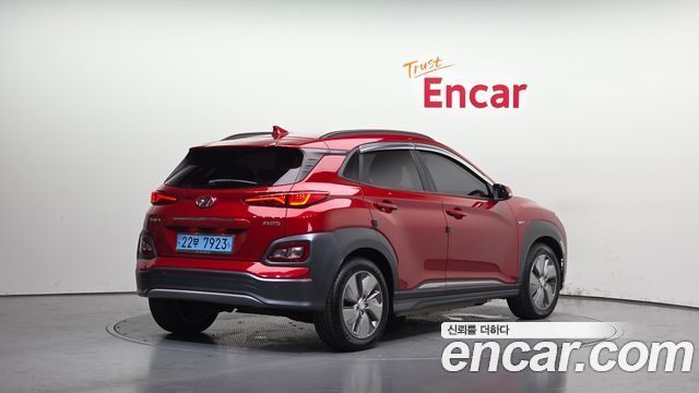 Hyundai Kona Premium - фото 1