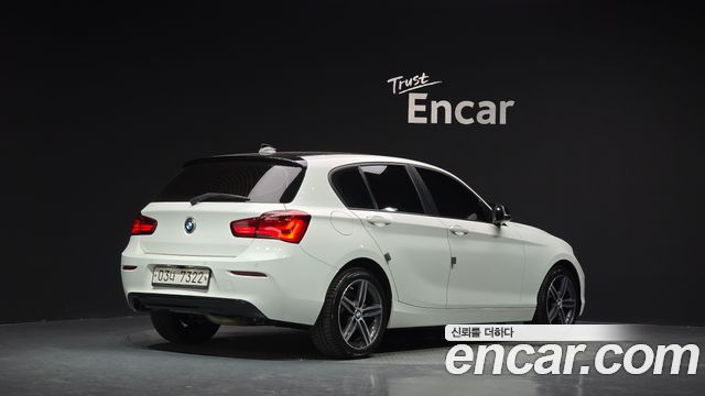BMW 1-Series F20 118d Sport 5Door - фото 1