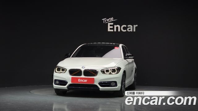 BMW 1-Series F20 118d Sport 5Door - фото 2