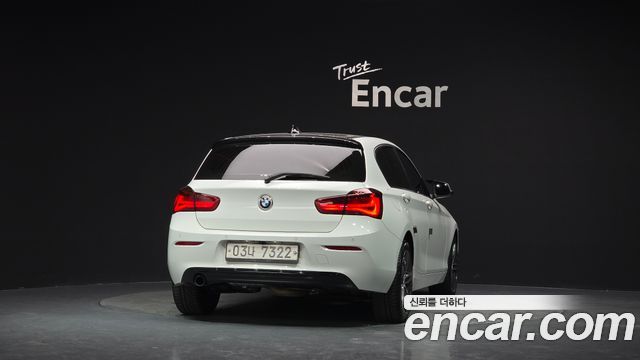 BMW 1-Series F20 118d Sport 5Door - фото 3
