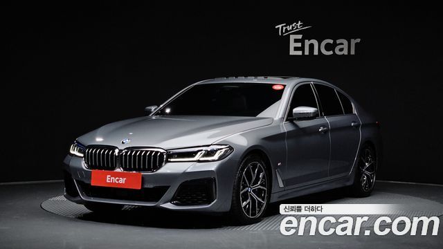 BMW 5-Series G30 530i xDrive M Sport Package - фото 0