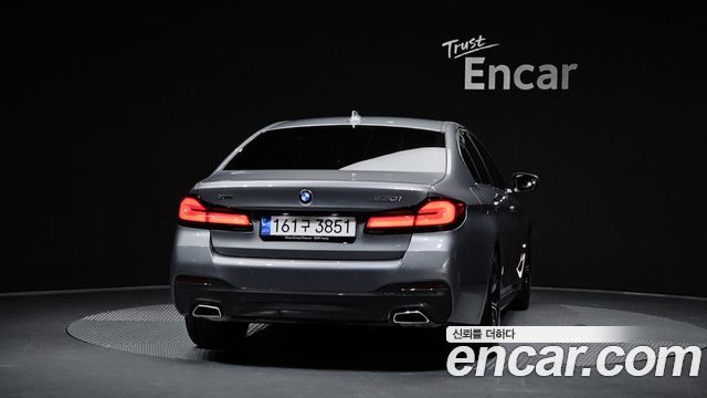 BMW 5-Series G30 530i xDrive M Sport Package - фото 3