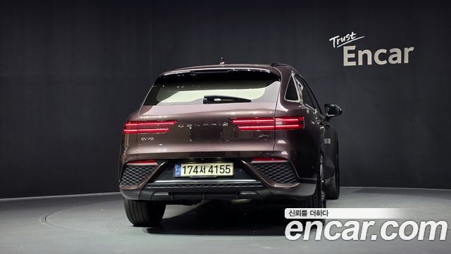 Genesis GV70 2.2 Diesel AWD - фото 3