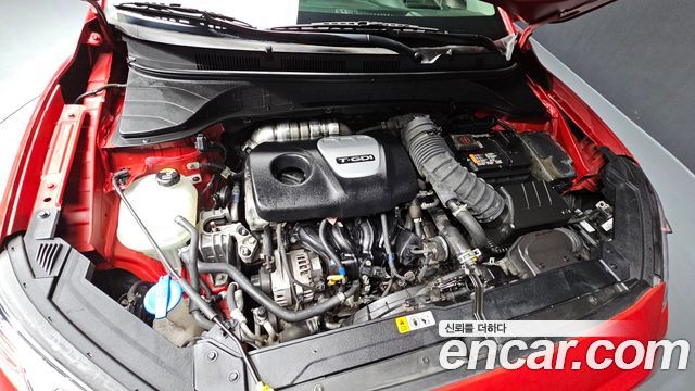 Hyundai Kona 1.6 Turbo 2WD Modern Tech - фото 4