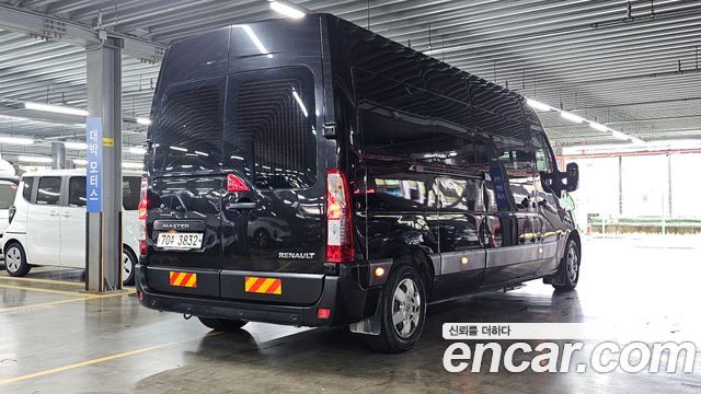 Renault Samsung Master 2.3 15-Seater - фото 1
