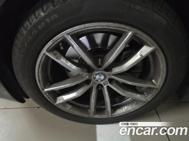 BMW 5-Series G30 520i M Sport - фото 2