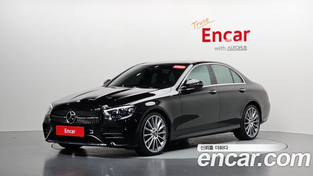 Mercedes-Benz E-Class W213 E350 4MATIC AMG Line - фото 0