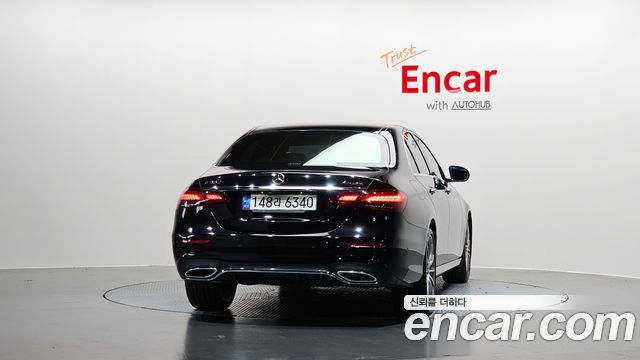 Mercedes-Benz E-Class W213 E350 4MATIC AMG Line - фото 3