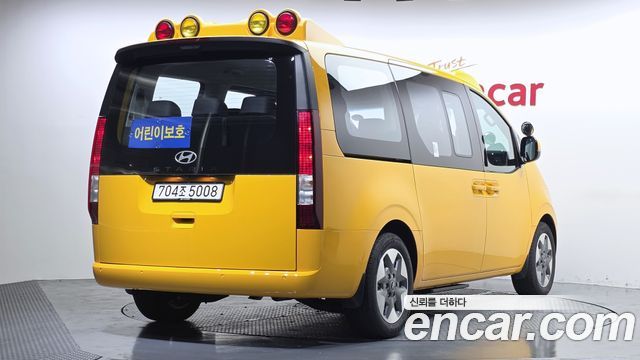Hyundai Staria Новый HEV 1.6T Kinder Safety Car 11-Seater - фото 1